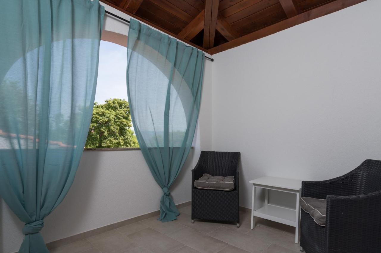 Stone Lady Holiday Home With Pool&Hot Tub,Sauna,Bbq,Garden Rasopasno Exterior foto
