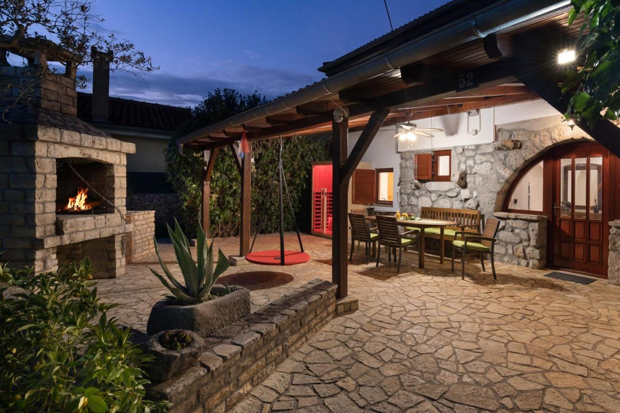 Stone Lady Holiday Home With Pool&Hot Tub,Sauna,Bbq,Garden Rasopasno Exterior foto